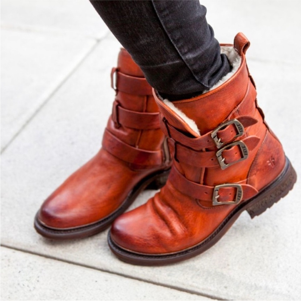 Frye Vanessa Tanker Real Fur Shearling Cognac Leather Short Boots Size 6.5 NWT